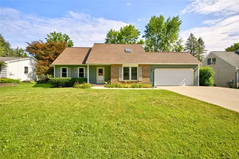 10 Slate Dr, Chili, NY 14514
