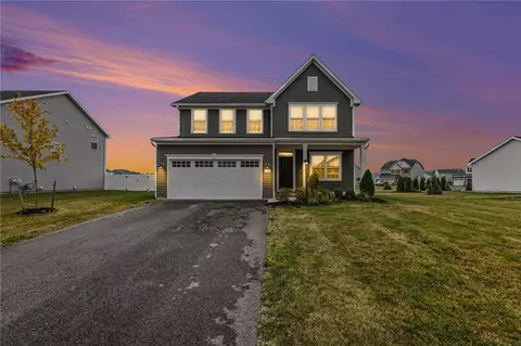 1724 Ackerman Way, Farmington, NY 14425