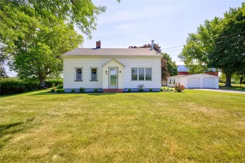 428 Johnson Rd, Riga, NY 14416