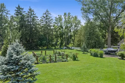 103 French Rd, Pittsford, NY 14618