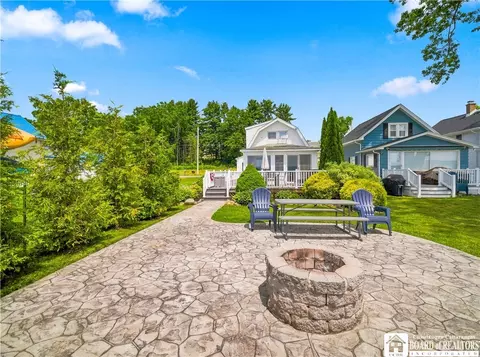 3519 Lake St, Ellicott, NY 14701