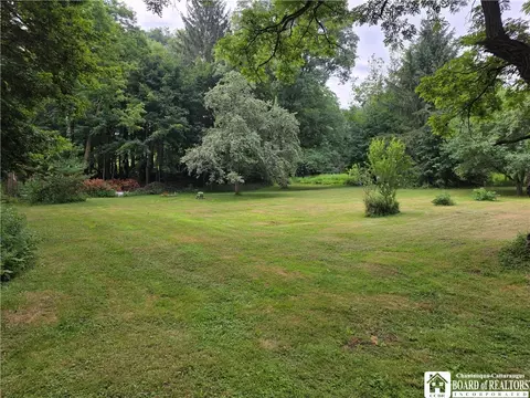 4992 Potter Rd, Chautauqua, NY 14757