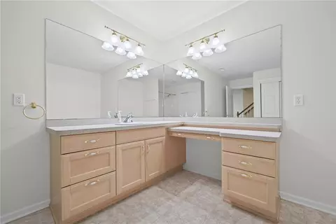 Bath - 47 Granite Dr, Perinton, NY 14526 photo 3 of 4