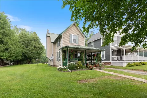 8345 Bay St, Sodus Point, NY 14555