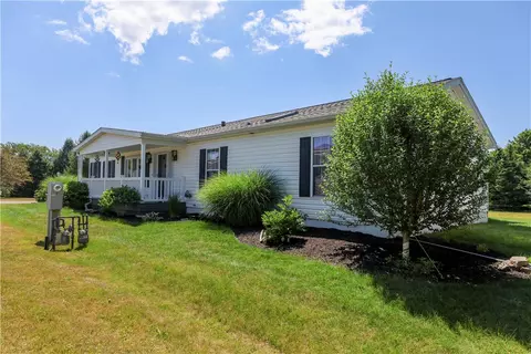 136 Rocking Chair Rd, Horseheads, NY 14845