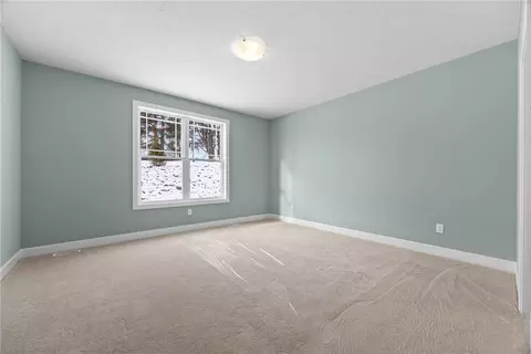 Bedroom - 18 Eagle Holw, Perinton, NY 14526 photo 1 of 5