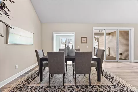 Dining - 18 Eagle Holw, Perinton, NY 14526 photo 1 of 1