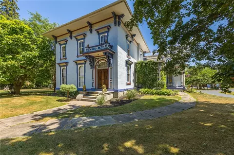 19 N Walnut St, Nunda, NY 14517