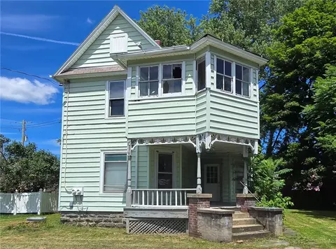 716 Holdridge St, Southport, NY 14904