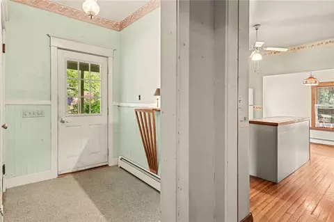 Entry Way - 3664 Culver Rd, Irondequoit, NY 14622 photo 2 of 7