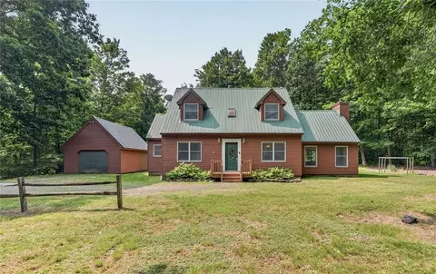 409 Woodland Dr, Jefferson, NY 12093