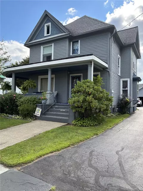 959 Davis St, Elmira, NY 14901
