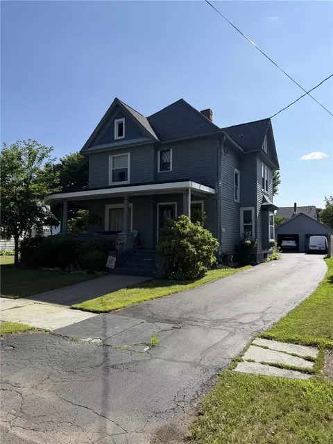 959 Davis St, Elmira, NY 14901