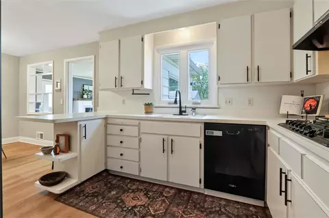 Kitchen - 38 Stanridge Ct, Irondequoit, NY 14617 photo 1 of 3