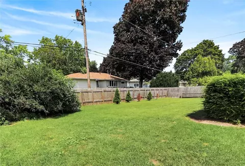 Exterior - 38 Stanridge Ct, Irondequoit, NY 14617 photo 7 of 7