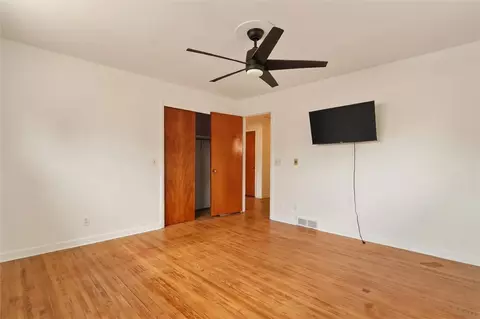 Bedroom - 38 Stanridge Ct, Irondequoit, NY 14617 photo 9 of 10