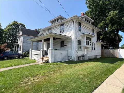 903 Walnut St, Elmira, NY 14901