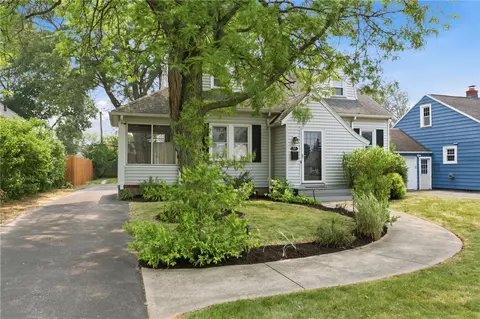 Exterior - 59 Salem Rd, Irondequoit, NY 14622 photo 2 of 8