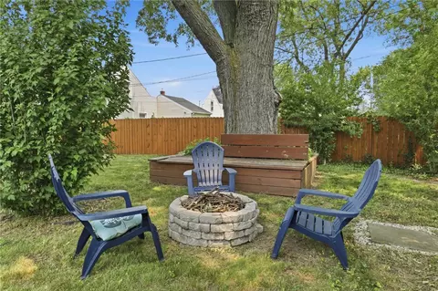 Exterior - 59 Salem Rd, Irondequoit, NY 14622 photo 6 of 8