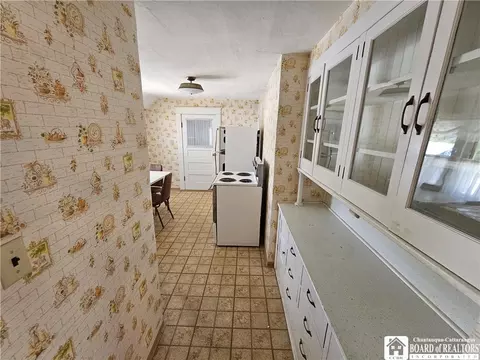 Entry Way - 128 N 14th St, Olean, NY 14760 photo 4 of 4
