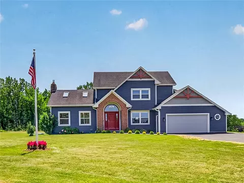 2467 Whitney Rd E, Perinton, NY 14450