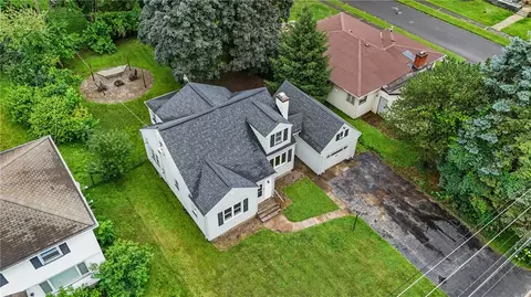 View/Area - 260 Pardee Rd, Irondequoit, NY 14609 photo 2 of 7