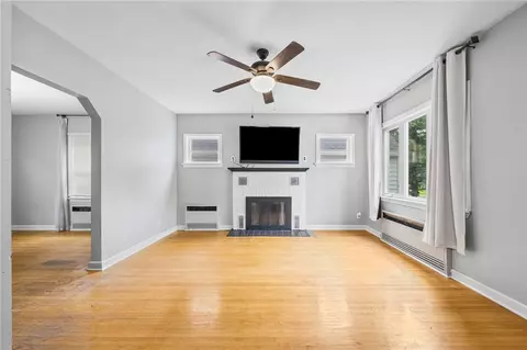 Living - 260 Pardee Rd, Irondequoit, NY 14609 photo 3 of 6
