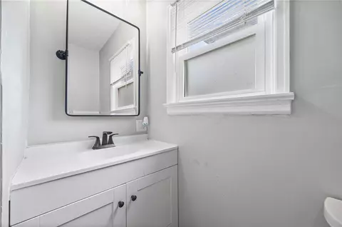 Bath - 260 Pardee Rd, Irondequoit, NY 14609 photo 3 of 3