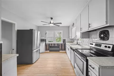 Kitchen - 260 Pardee Rd, Irondequoit, NY 14609 photo 1 of 4