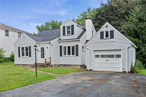 Exterior - 260 Pardee Rd, Irondequoit, NY 14609 photo 3 of 8