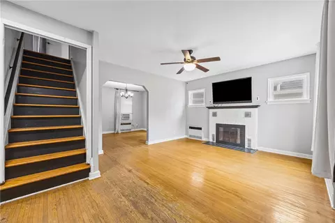 Living - 260 Pardee Rd, Irondequoit, NY 14609 photo 1 of 6