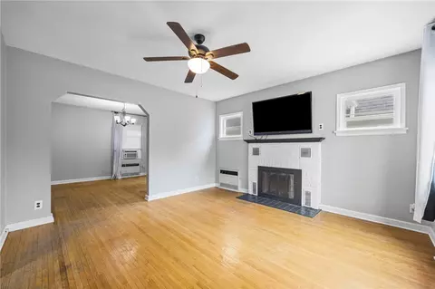 Living - 260 Pardee Rd, Irondequoit, NY 14609 photo 2 of 6