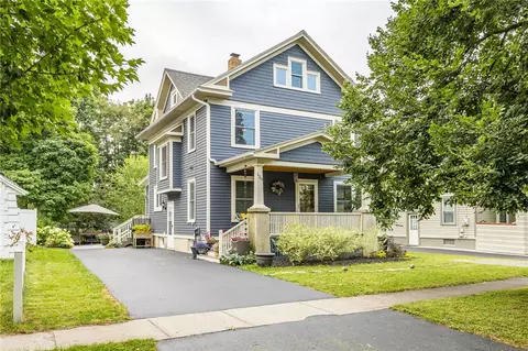 129 Park Ave, Canandaigua, NY 14424