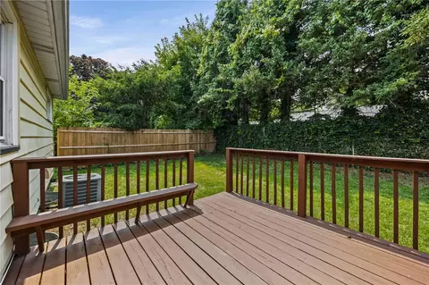 Exterior - 117 Willow Ave, Irondequoit, NY 14609 photo 6 of 8