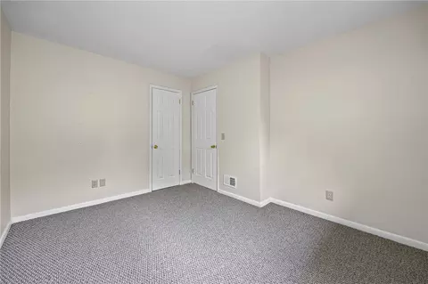 Bedroom - 117 Willow Ave, Irondequoit, NY 14609 photo 5 of 7