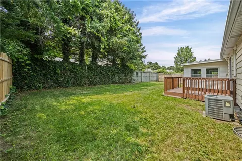 Exterior - 117 Willow Ave, Irondequoit, NY 14609 photo 7 of 8
