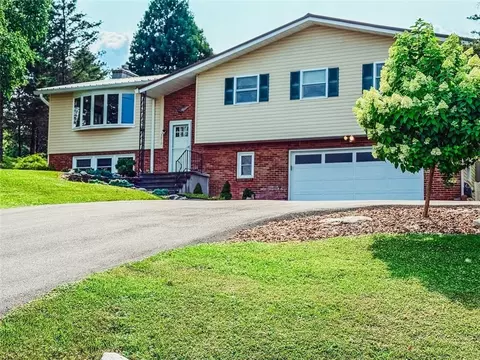 3919 Griffin Rd, Onondaga, NY 13215