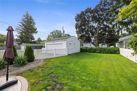 Exterior - 425 Harwick Rd, Irondequoit, NY 14609 photo 5 of 6