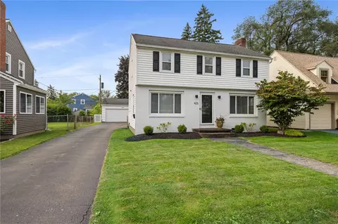 Exterior - 425 Harwick Rd, Irondequoit, NY 14609 photo 2 of 6