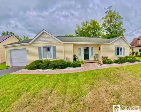2415 Lakeside Dr, Busti, NY 14710