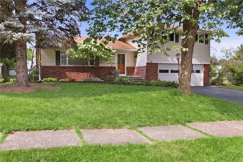 Exterior - 110 Highview Dr, Irondequoit, NY 14609 photo 2 of 8