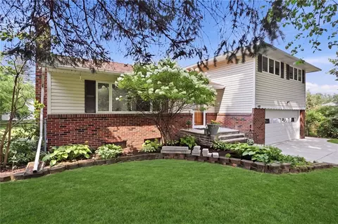 Exterior - 110 Highview Dr, Irondequoit, NY 14609 photo 3 of 8