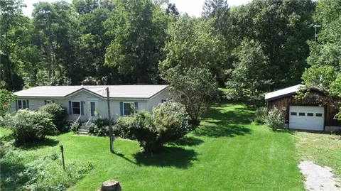 4320 Case Rd, Bristol, NY 14424