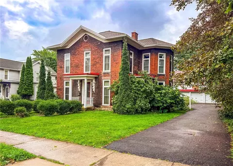 263 Maple Ave, Victor, NY 14564