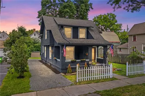 372 W Gray St, Elmira, NY 14905