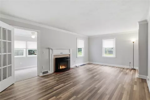 Living - 21 Fairlea Dr, Irondequoit, NY 14622 photo 2 of 4