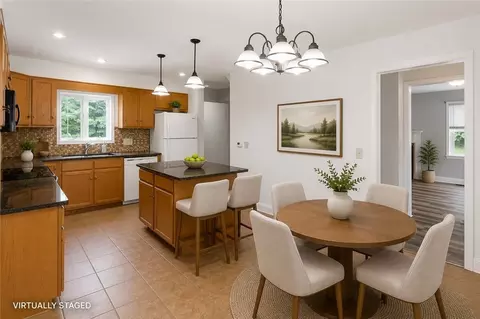 Kitchen - 21 Fairlea Dr, Irondequoit, NY 14622 photo 1 of 5