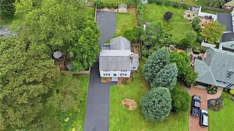 View/Area - 21 Fairlea Dr, Irondequoit, NY 14622 photo 1 of 8