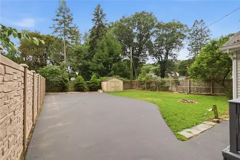 Exterior - 21 Fairlea Dr, Irondequoit, NY 14622 photo 5 of 6
