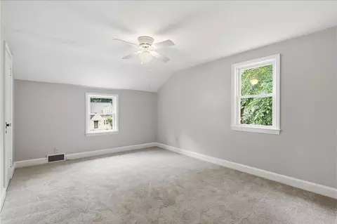 Bedroom - 21 Fairlea Dr, Irondequoit, NY 14622 photo 8 of 9